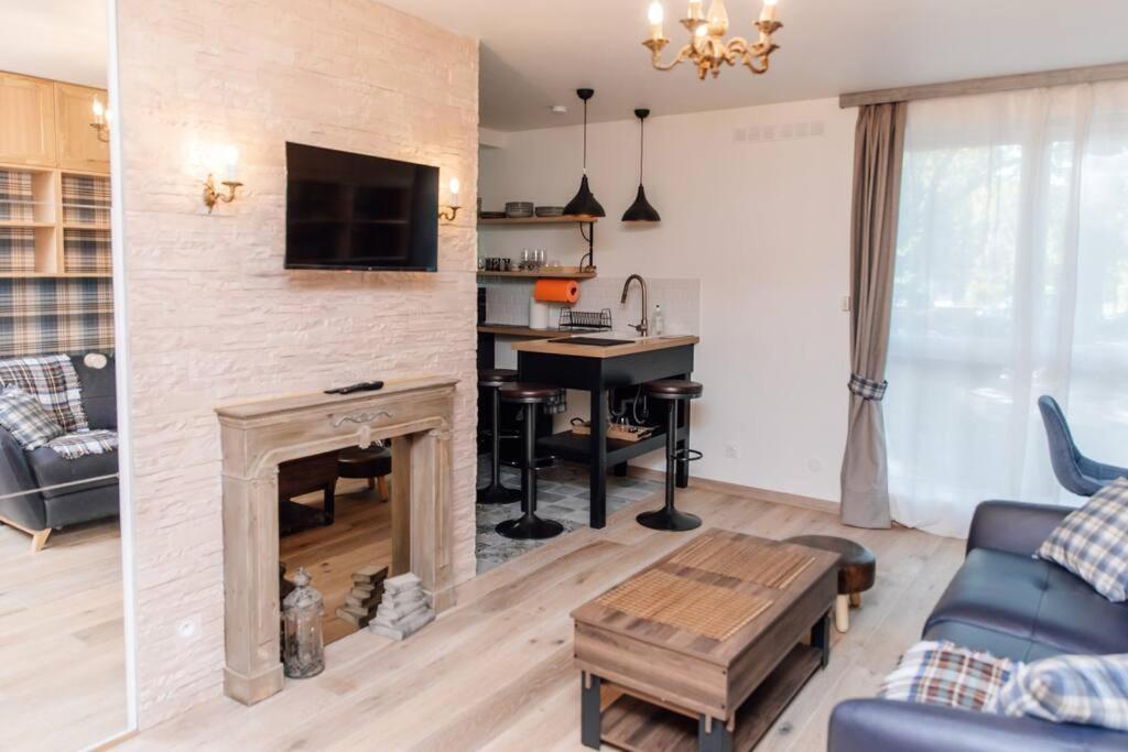 Studio Design Renove/ Berges Du Rhone Ліон Екстер'єр фото